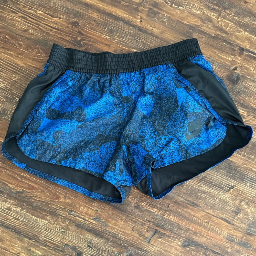 Nike Women’s Lined Running Shorts - Sz M